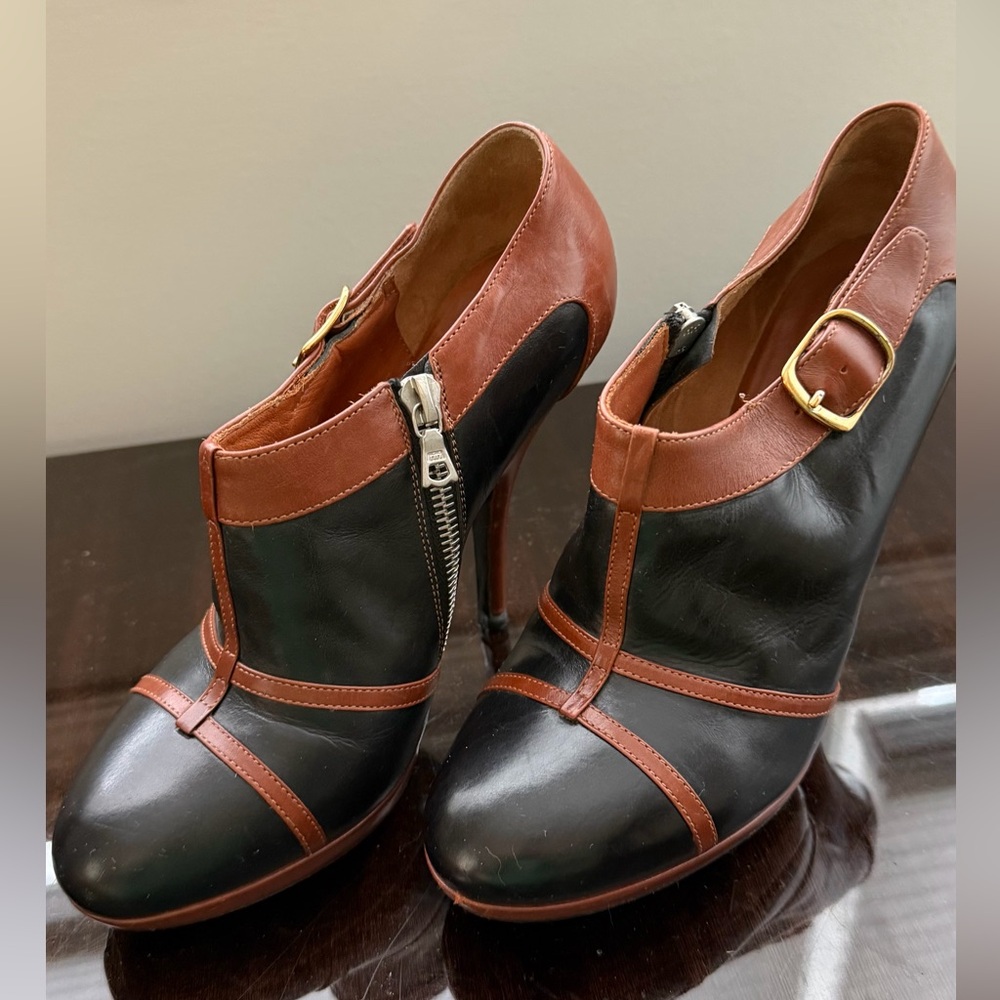 Dries Van Noten Black and Brown Heels with Gold Buckle